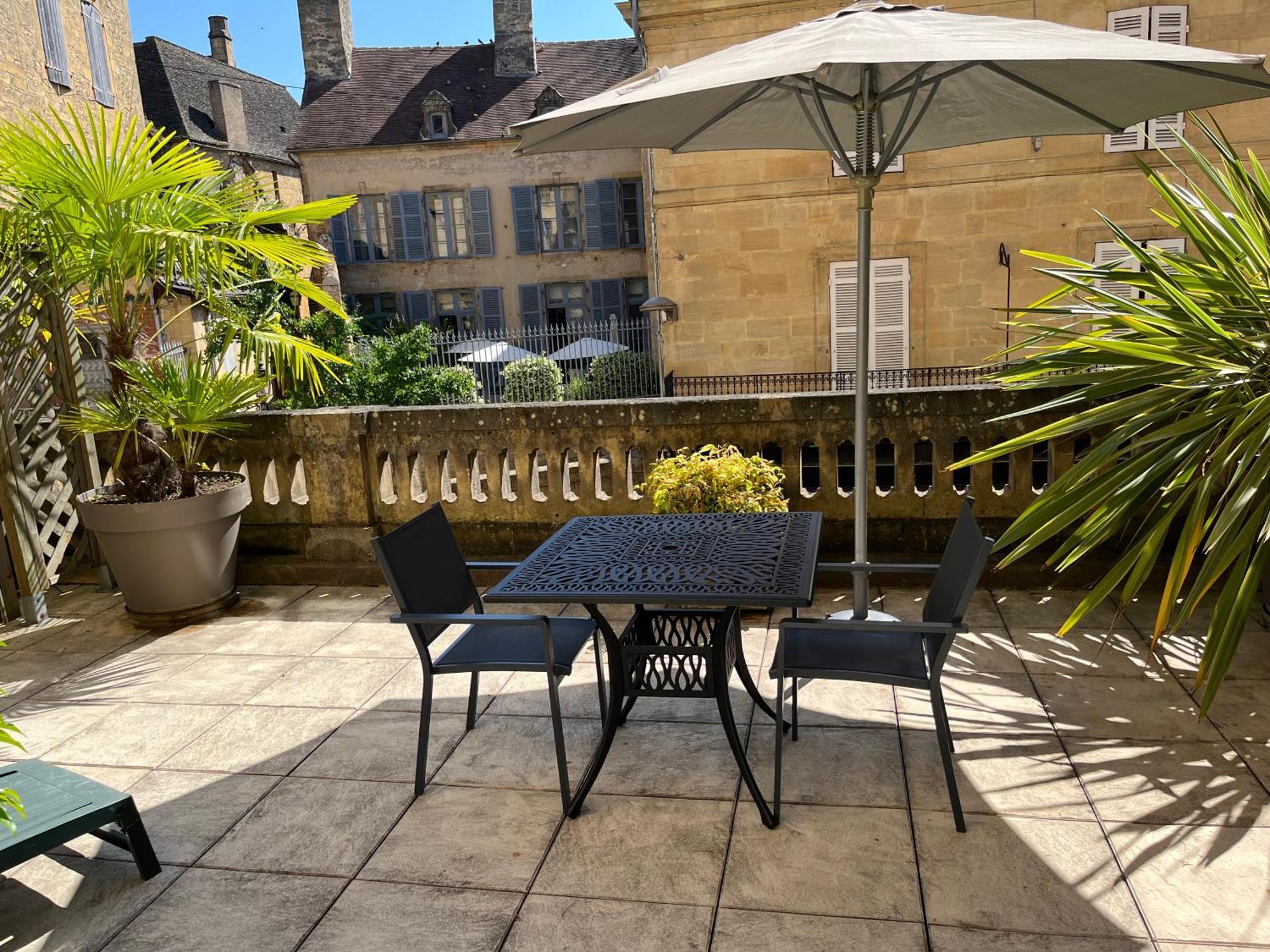 La Villa Des Consuls - Gite De Tourisme De Charme Sarlat-la-Canéda Exteriér fotografie